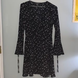 Black and white v-neck star dress